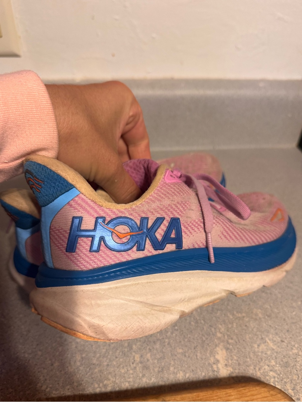 Hoka Clifton 9 Running Shoes for Women Cyclamen/Sweet Lilac Size 6